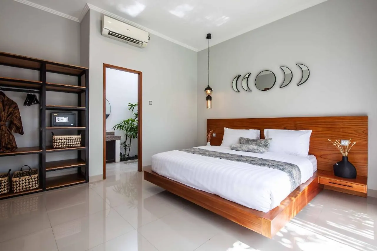 Villa Voyage 4 Σεμινιάκ