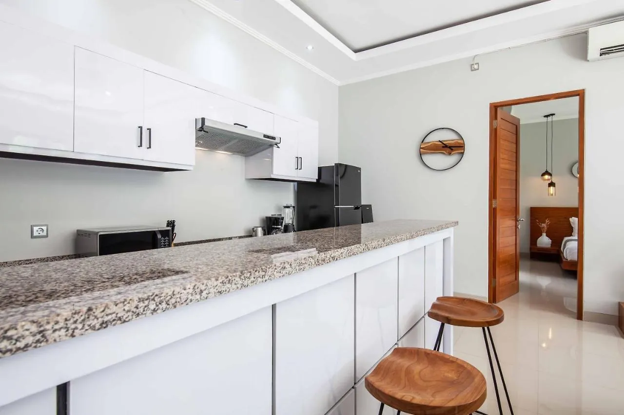 Villa Voyage 4 Σεμινιάκ